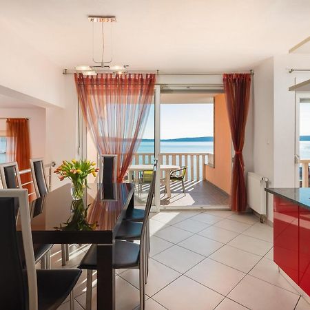 Xxl Luxury Apartments Beach Marina Resort Kastela Bagian luar foto