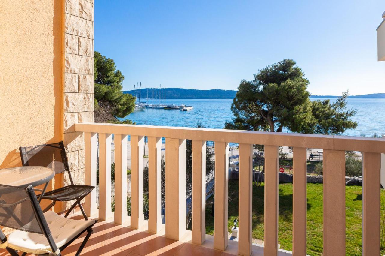 Xxl Luxury Apartments Beach Marina Resort Kastela Bagian luar foto